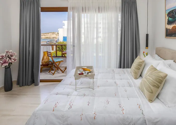 Alpha Seaview Luxury By Estia شقة